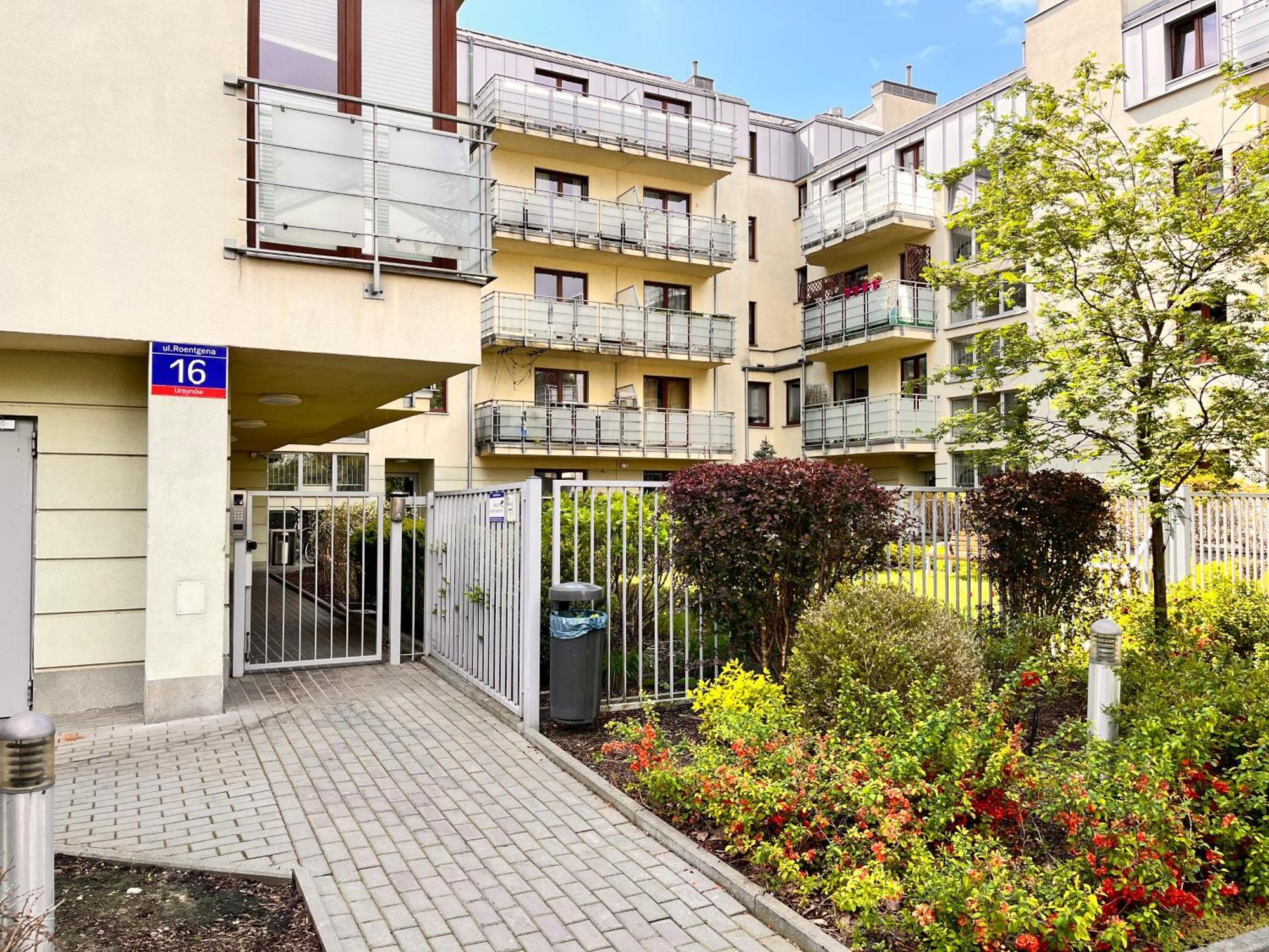 Apartament Roentgena 16 Przy Centrum Onkologii I Klinice Novum Varsovia Exterior foto